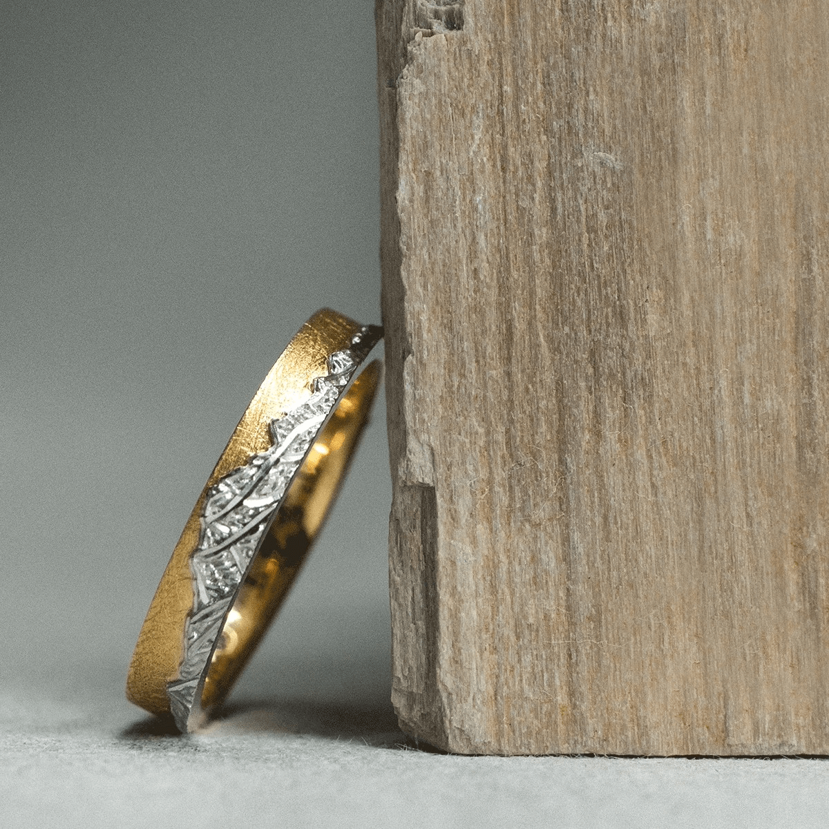 【Mt. Elbert】 Gold Rersonalized  Mount Mens/Womens Wedding Ring