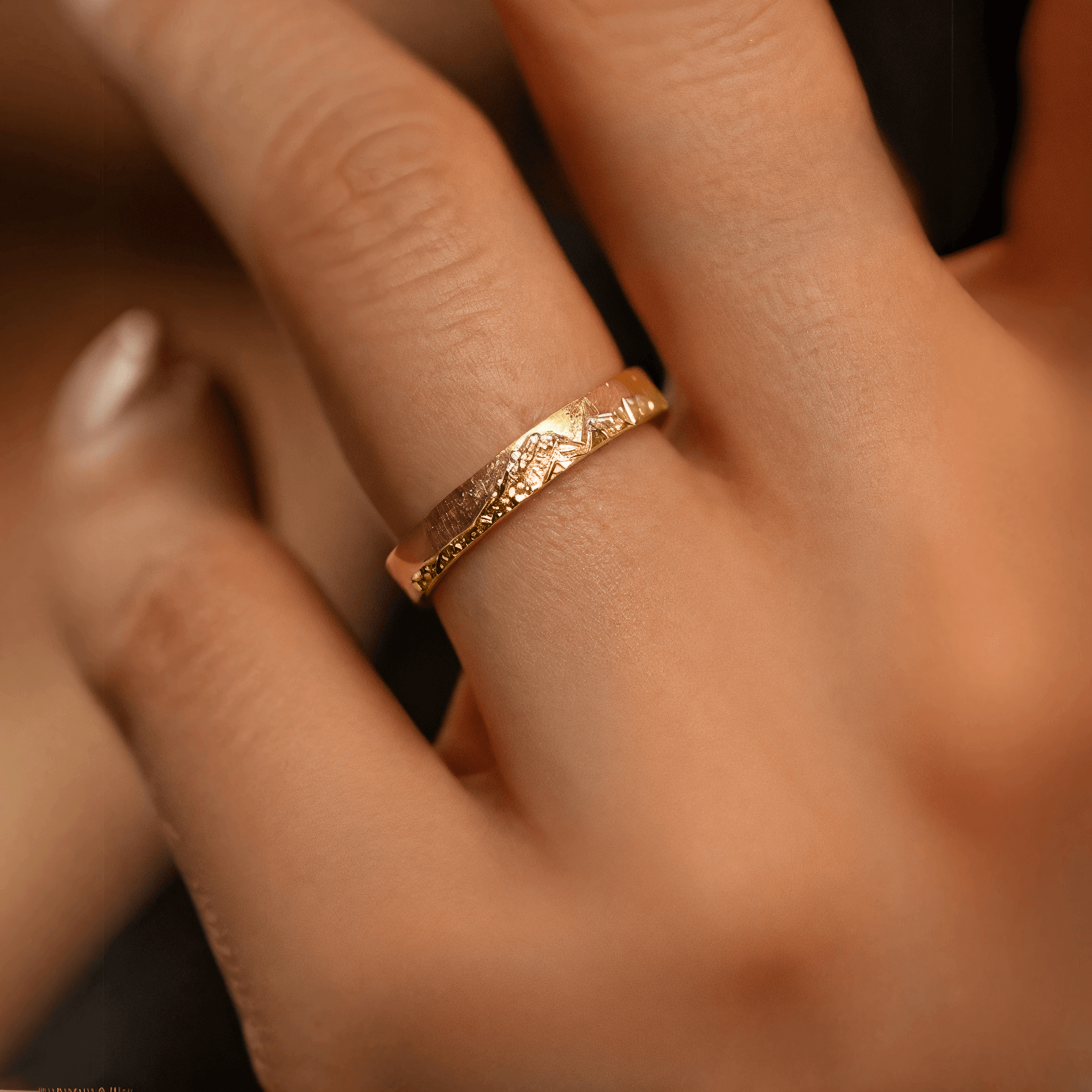 【Mt. Rainier】Hand-Engraved Mount Mens/Womens Wedding Ring