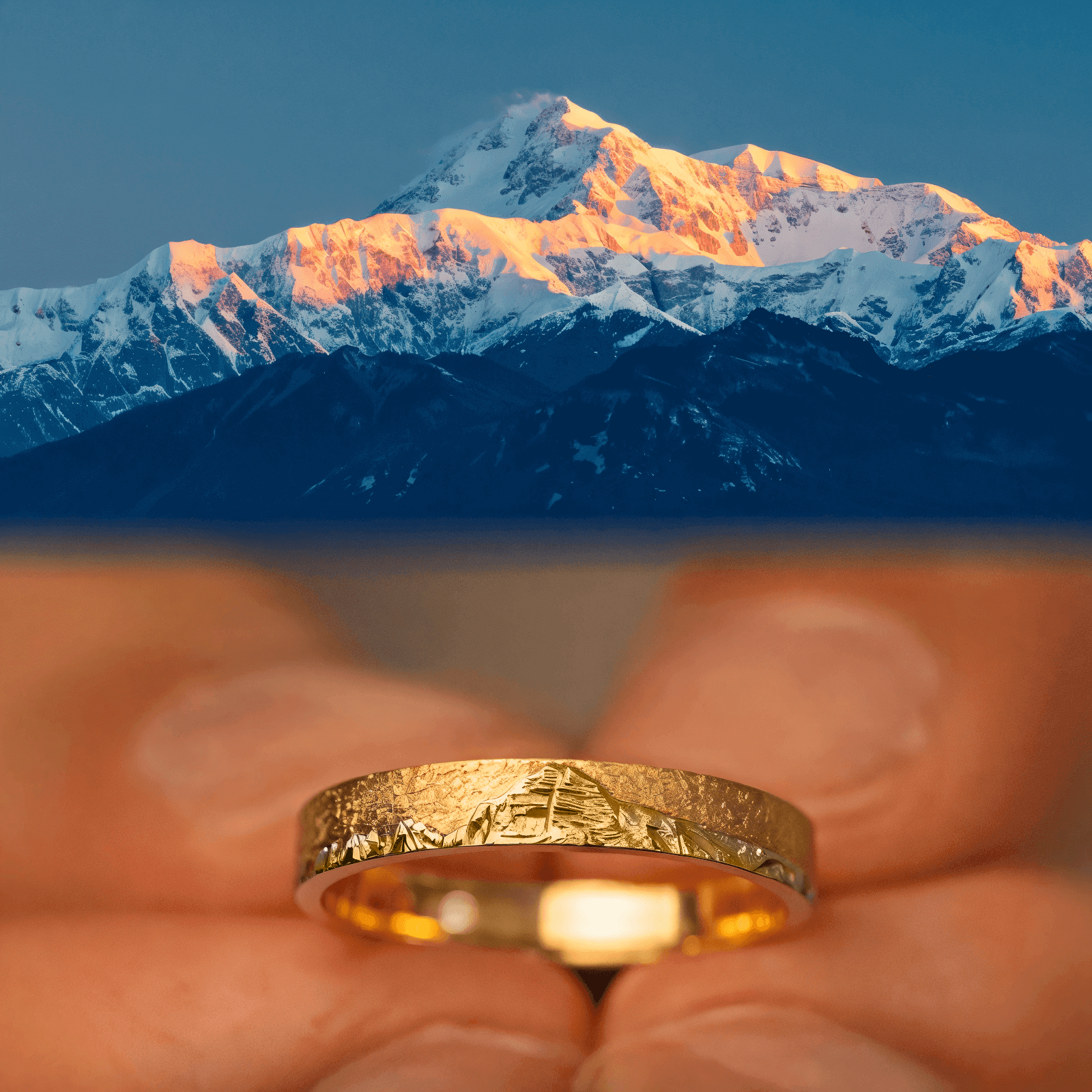 【Mt. Denali】Hand-Engraved Mount Mens/Womens Wedding Ring