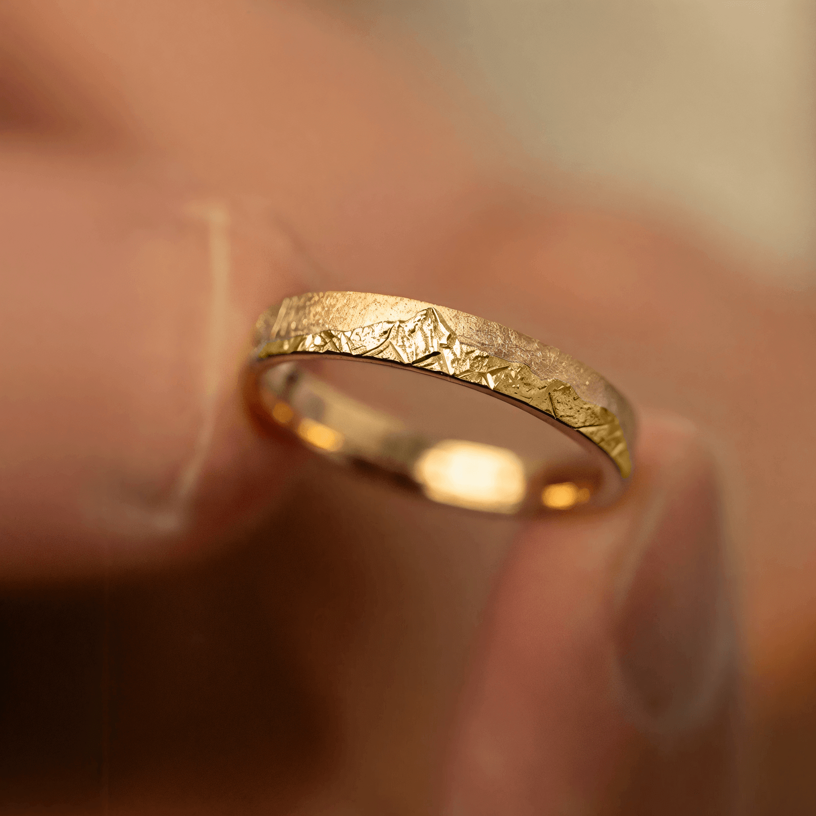 【Mt. Whitney】 Hand-Engraved Mount Mens/Womens Wedding Ring
