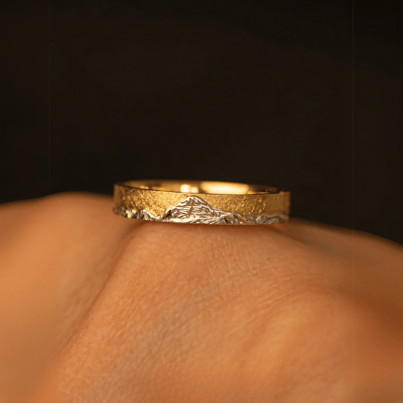 【Mt. Denali】 Gold Hand-Engraved Mount  Wedding Ring