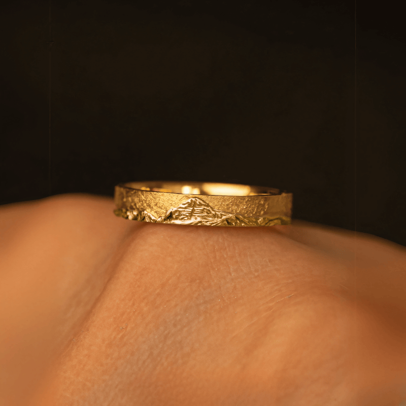 【Mt. Denali】Hand-Engraved Mount Mens/Womens Wedding Ring