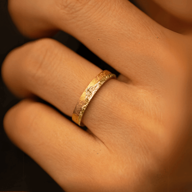 【Mt. Denali】Hand-Engraved Mount Mens/Womens Wedding Ring
