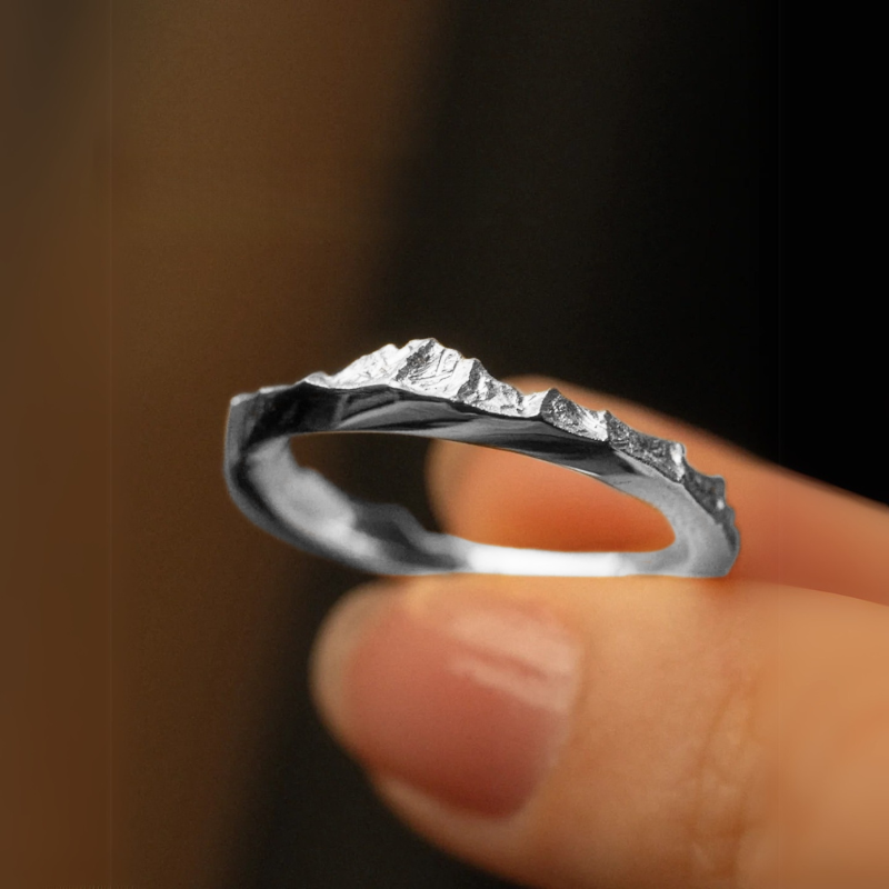 【Everest Summit】Hand-Engraved Mount Mens/Womens Wedding Ring